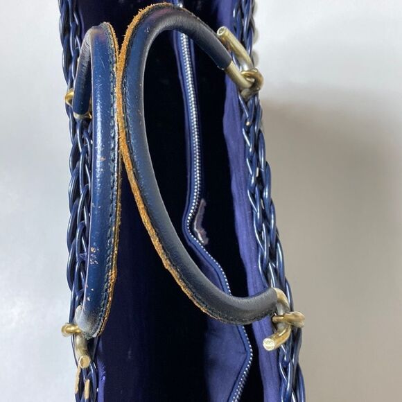 Handmade Made In Hong Kong Plastic & Metal Women Handbags - Picture 7 of 14